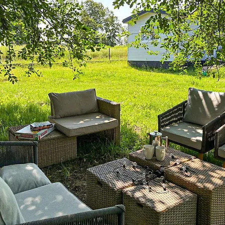 2 Bedroom In Stolec *