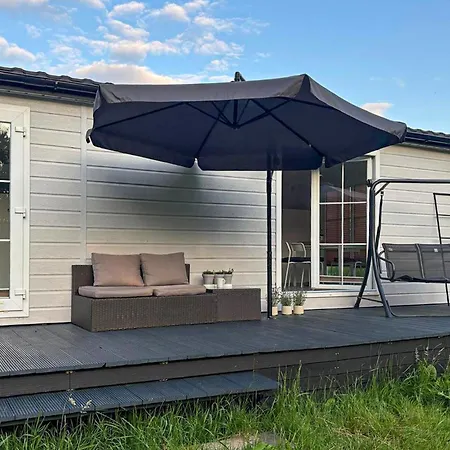 2 Bedroom Lovely In Stolec Stolec (Police)