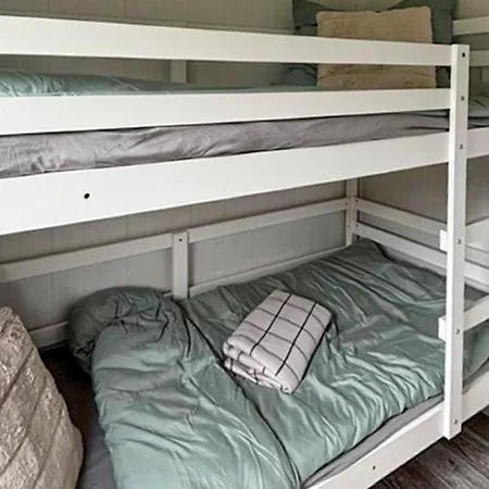 2 Bedroom In Stolec בית נופש Nowa Wieś